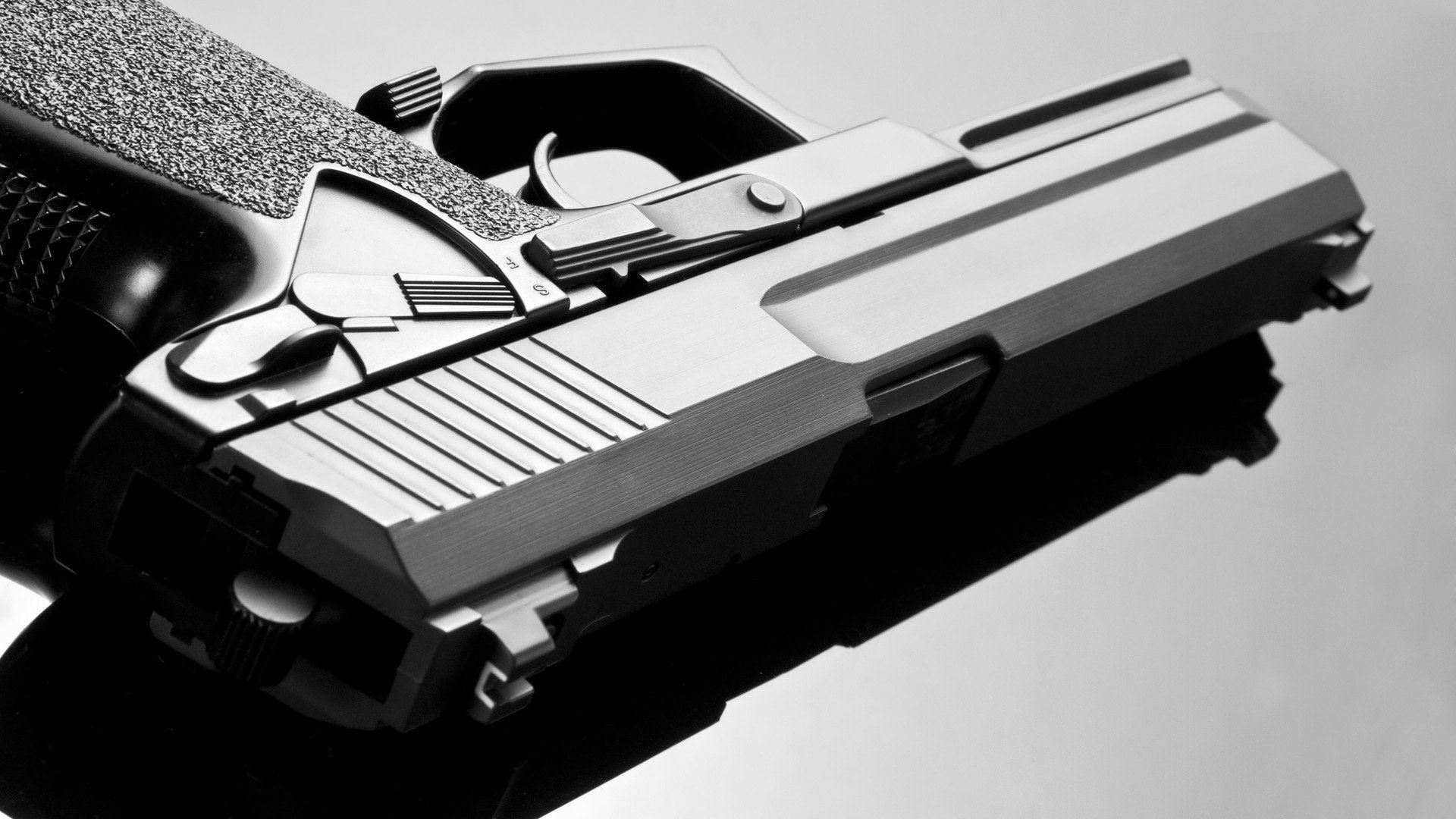 《泰晤士报》:荷兰女足在预选赛中与德国队激战,荷兰女足球