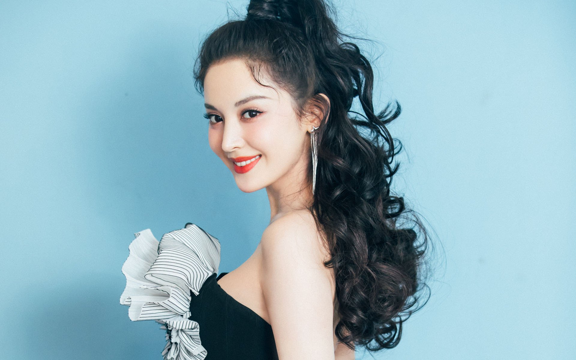 九游-法国国家队备战国际大赛，法国国家队备战国际大赛视频